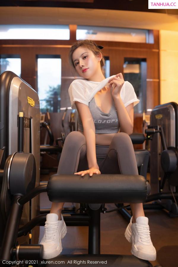 就是阿朱啊  [XiuRen]高清写真图 2021.05.12 VOL.3404 就是阿朱啊第7张图片